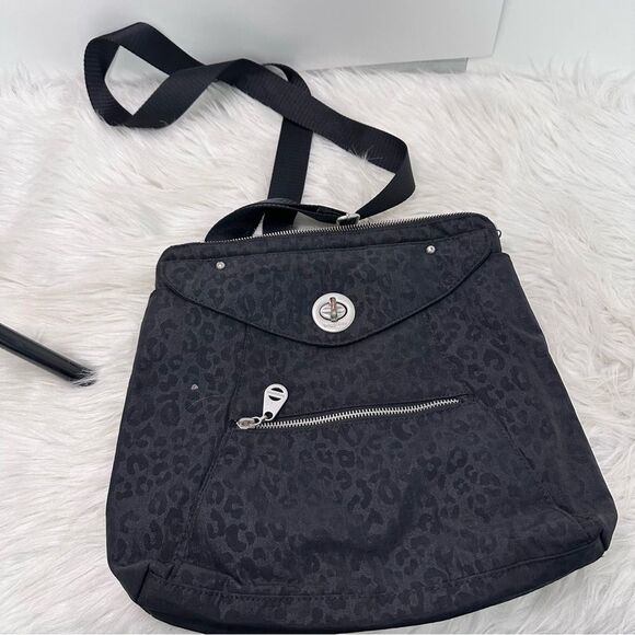 Baggallini Handbags - Baggallini Black‎ Leopard Print Bag